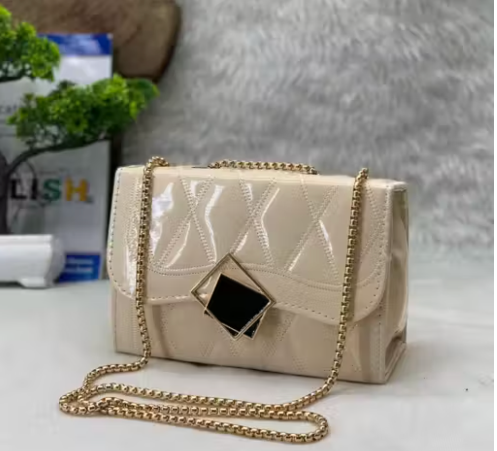 PEARL BAGS Stylish new sling bag